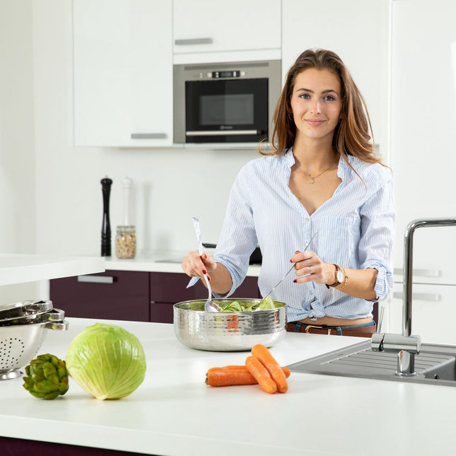 Saladier avec couverts
