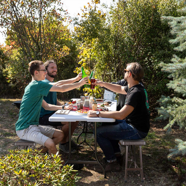 2 Picknicktische