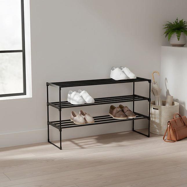 Étagère à chaussures, structure métallique empilable avec étagères en plastique