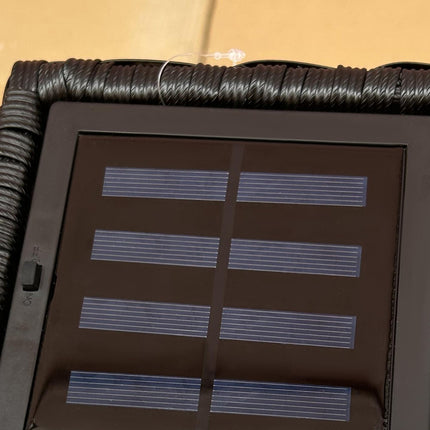 Wasserdichte Solar-LED-Gartenleuchte, Rattan-Design, mit Auto-Sensor