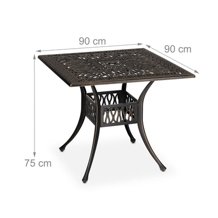 Quadratischer Gartentisch mit Schirmloch