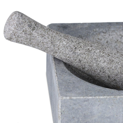 Quadratischer Mörser mit Stößel aus Granit
