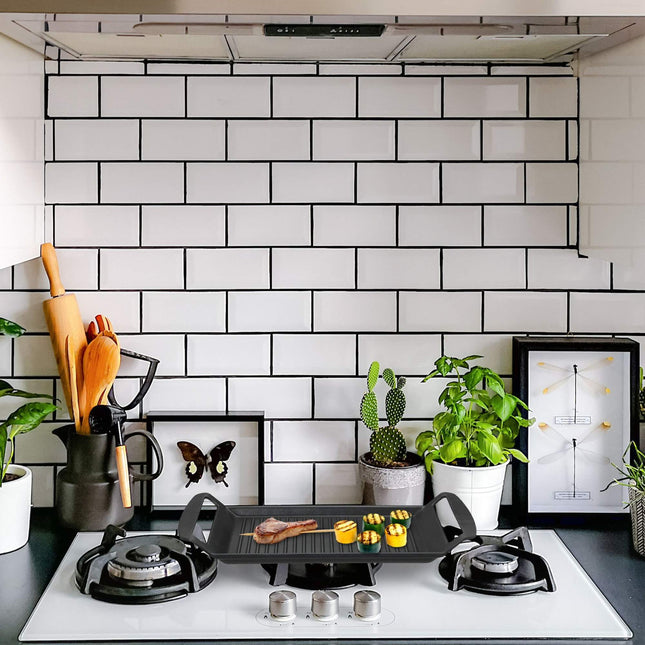 Cuisinière avec plaque de cuisson