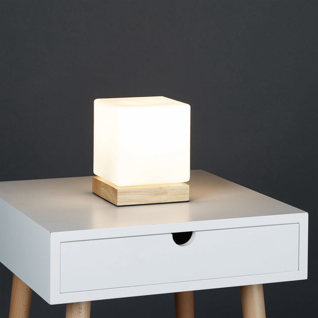 Lampe de table en forme de cube