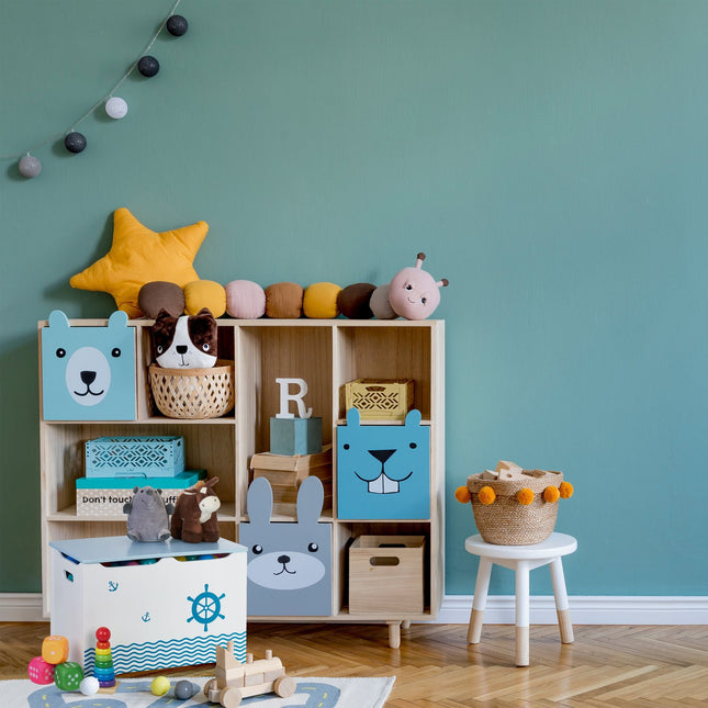 Spielzeugtruhe im maritimen Design