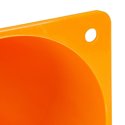 Cône de signalisation orange fixé à 16