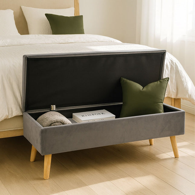 Banc de rangement en velours avec pieds en bois d'eucalyptus