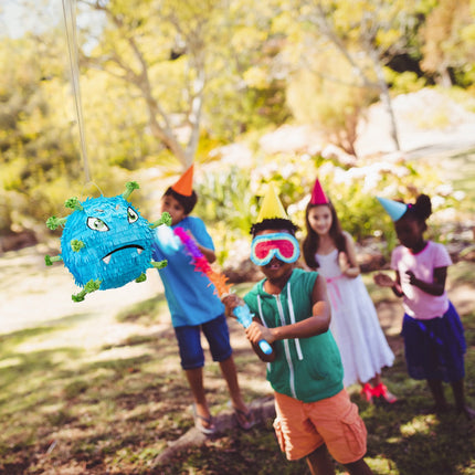 Pinata en forme de virus pour une fête amusante pour les enfants