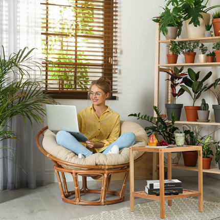 Table basse en noyer avec plateau en verre et deux étagères