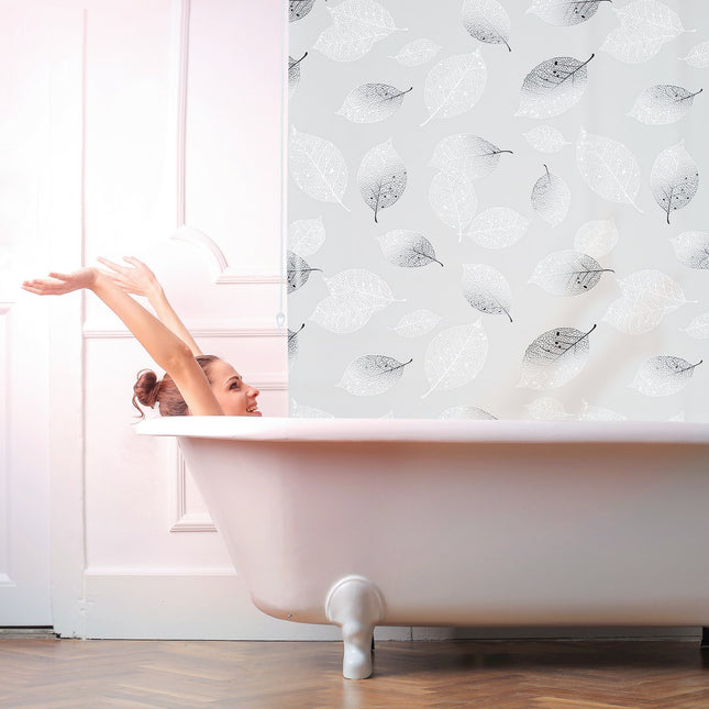 Wasserabweisendes Rollo mit Blattmuster für das Badezimmer