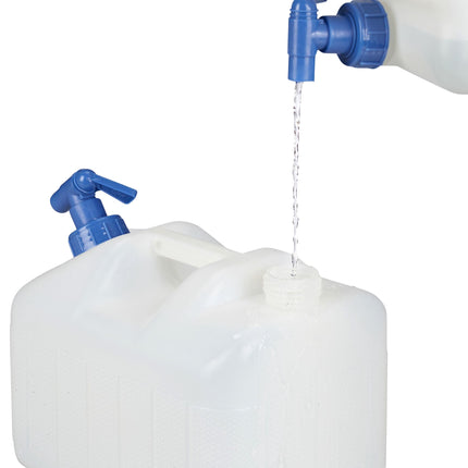 Wasserkrug mit Wasserhahn
