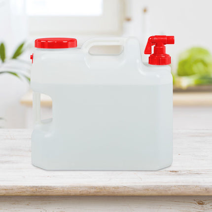 Wasserkrug mit Hahn