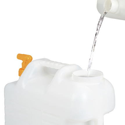 Réservoir d'eau avec robinet
