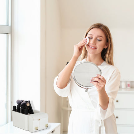 Organiseur de cosmétiques adhésif blanc pour salle de bain, 4 compartiments