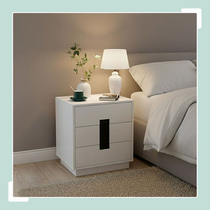 Commode blanche à 4 tiroirs spacieux