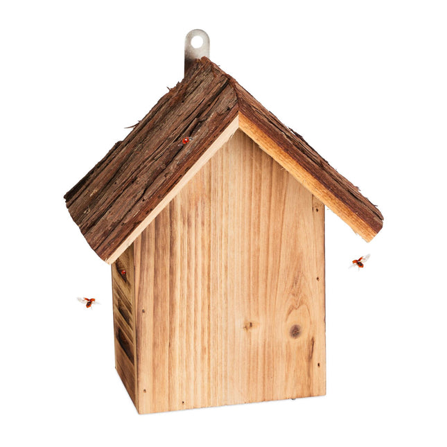 Maison de coccinelle en bois