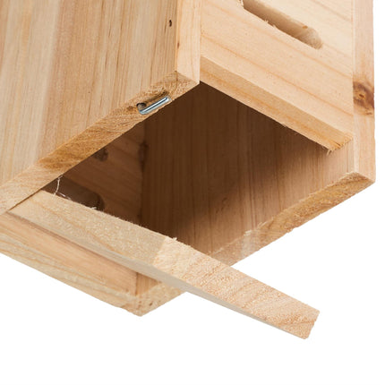 Maison de coccinelle en bois