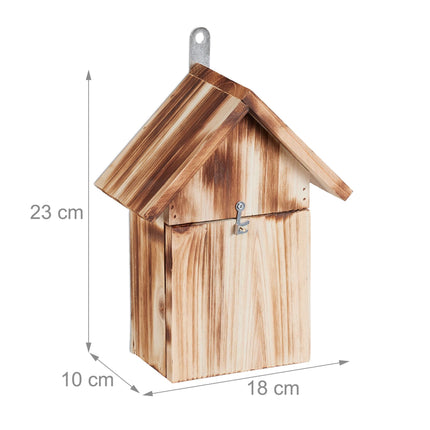 Maison de coccinelle en bois