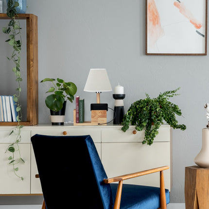 Lampe de table en bois avec prise USB